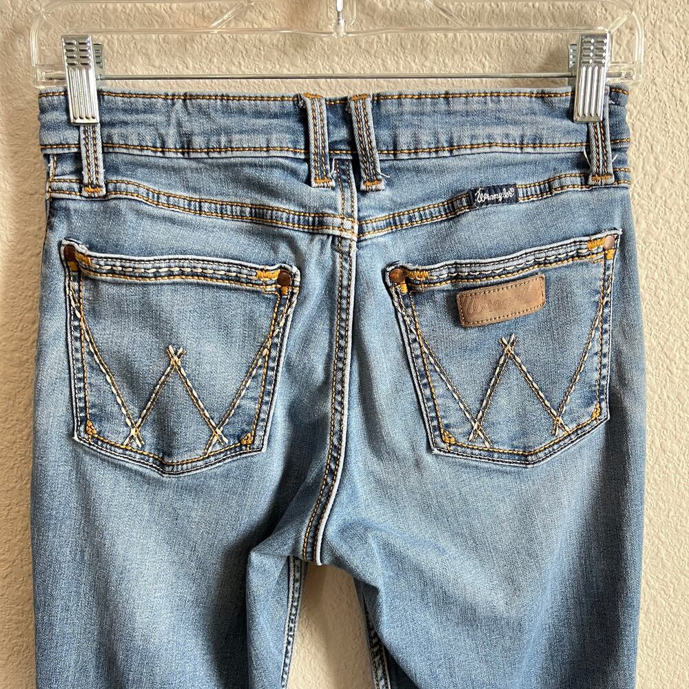 Wrangler Retro Mid Rise Bootcut Western Jeans Women's 5 Light Wash Stretch Long - Picture 4 of 7